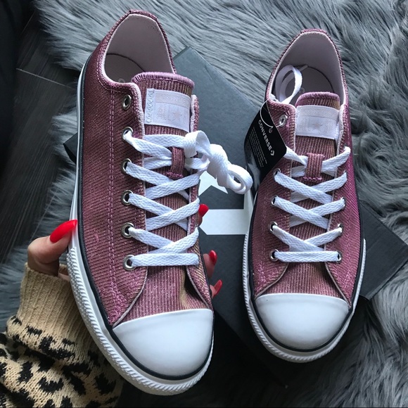NEW 🤩 CONVERSE ALLSTAR LOWTOP SZ 5 KIDS - Picture 3 of 7